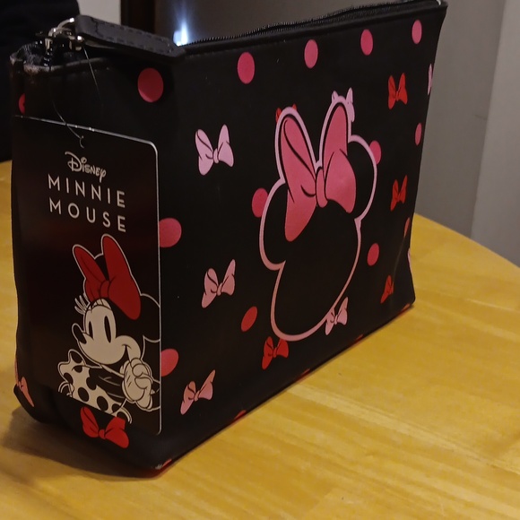 Disney Minnie Mouse Cosmetic Bag NWT - Picture 2 of 3